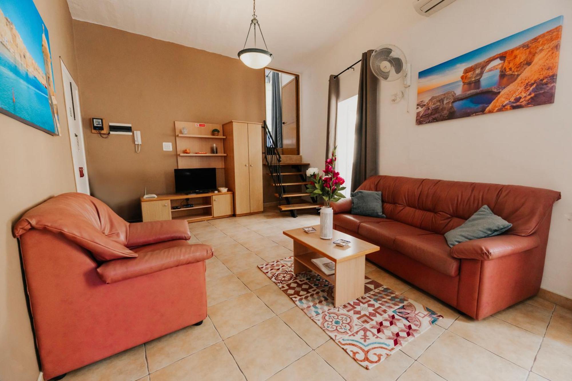 Gelmif Apartments Birgu Exterior photo