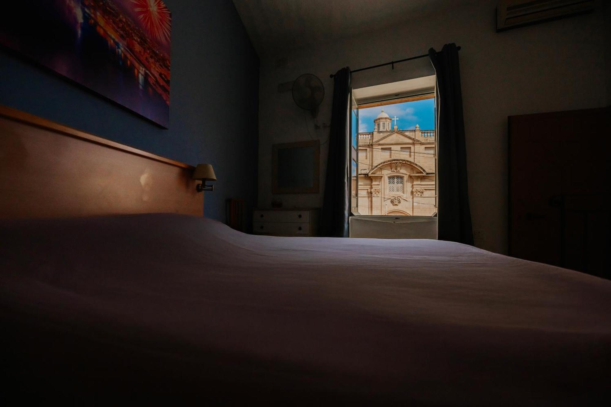 Gelmif Apartments Birgu Exterior photo